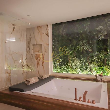 Alberobbe Luxury Rooms Альберобелло Екстер'єр фото